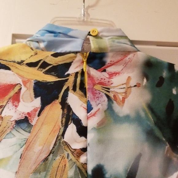 Dress - Picture 6 of 8